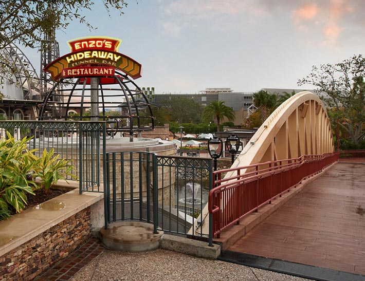 Enzo's Hideaway Disney Springs Florida